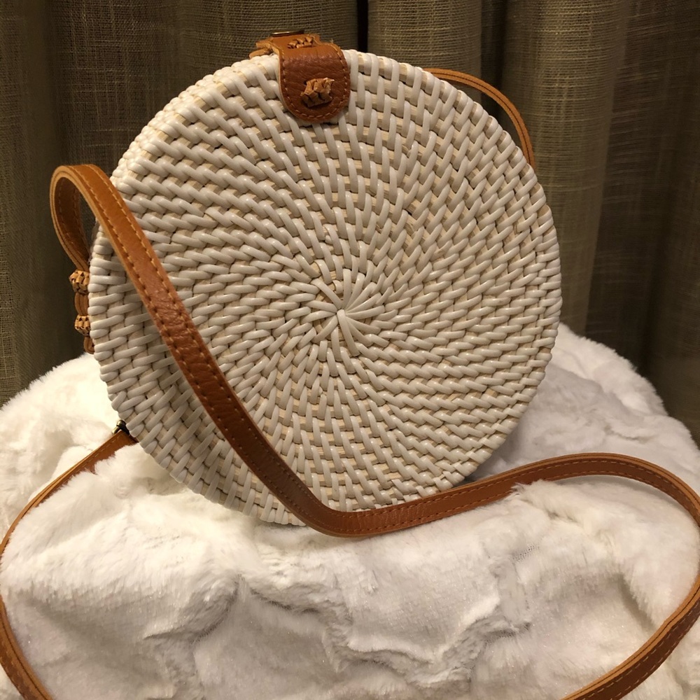Woven Faux Rattan Canteen Bag